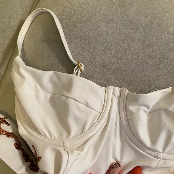 WEWOREWHAT Baroque Border one piece NEW WITH TAGS - Picture 8 of 8